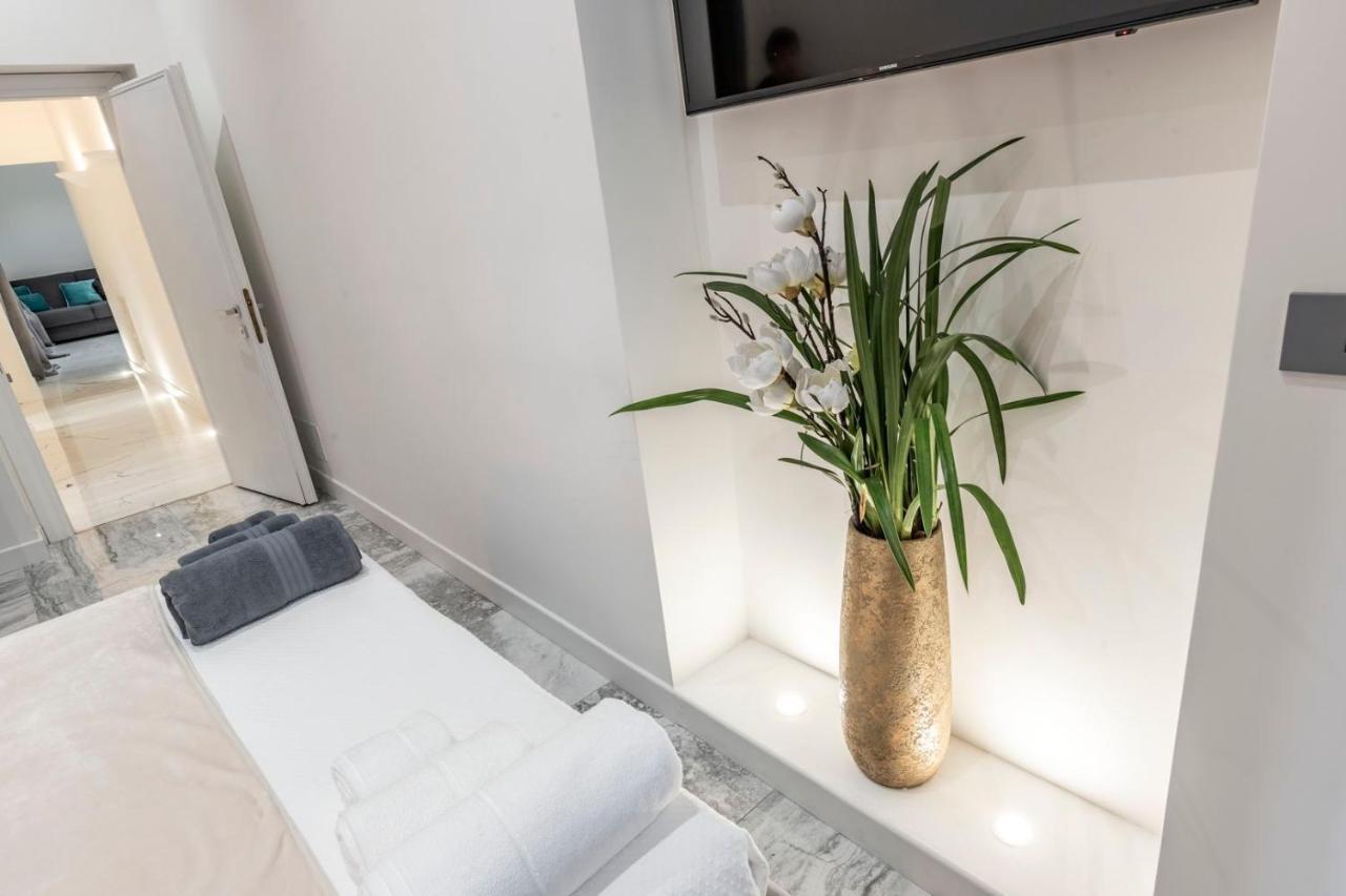 Trevi Luxury Apartment Jacuzzi Rom Exteriör bild