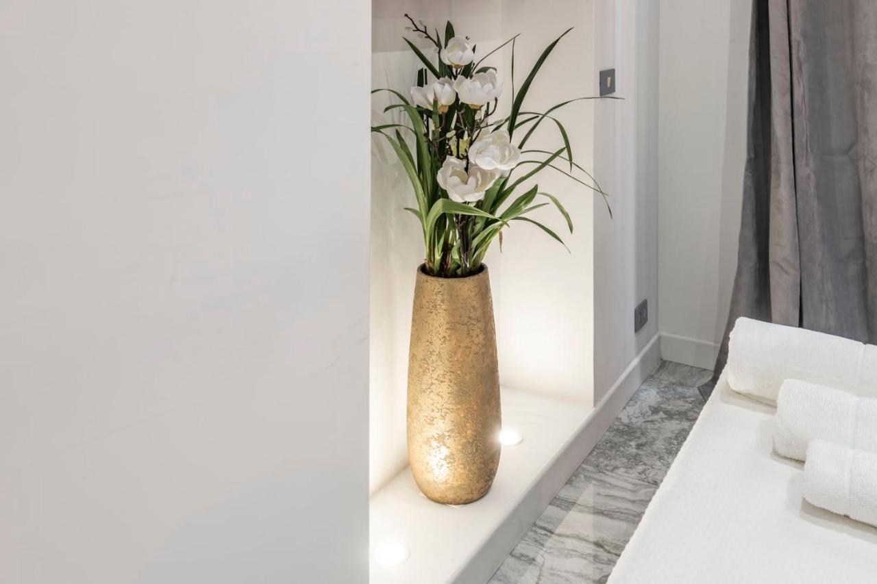 Trevi Luxury Apartment Jacuzzi Rom Exteriör bild